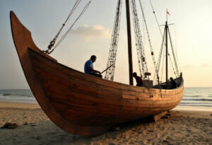 Read more about the article Sejarah Kapal Phinisi: Dari Bulukumba ke Perairan Bali